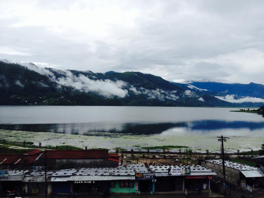 Lake Vision Guesthouse Pokhara Exterior foto