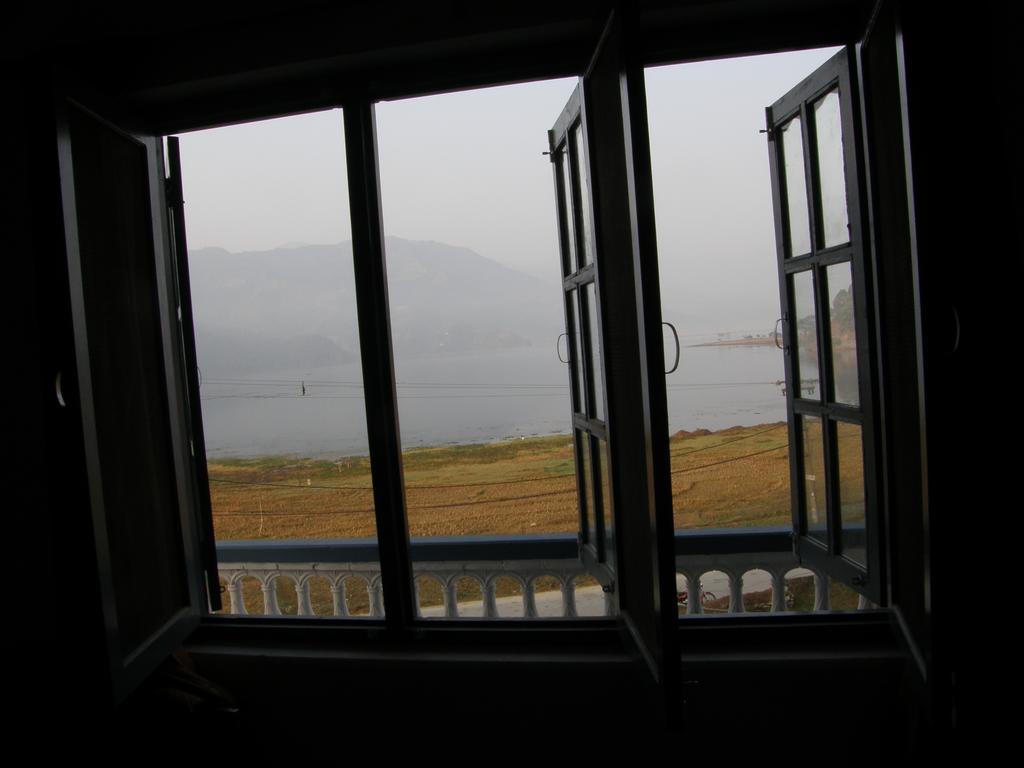 Lake Vision Guesthouse Pokhara Exterior foto