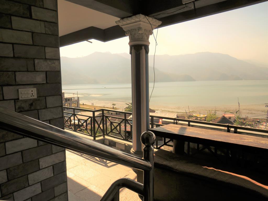 Lake Vision Guesthouse Pokhara Exterior foto